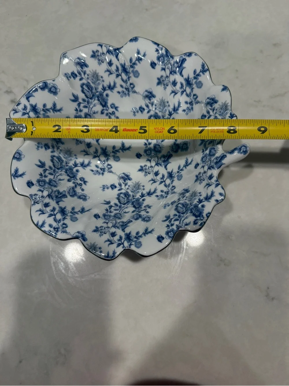 Blue and White Floral Scalloped Porcelain china Bowl - Picture 2 of 4